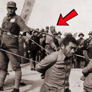 27 Unheimliche Historische Fotos, Die Düsteren Geschichten Erzählen!